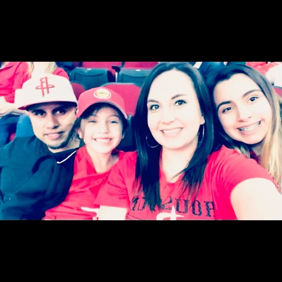 Meet your Posher, Erica - Picture 4 of 7